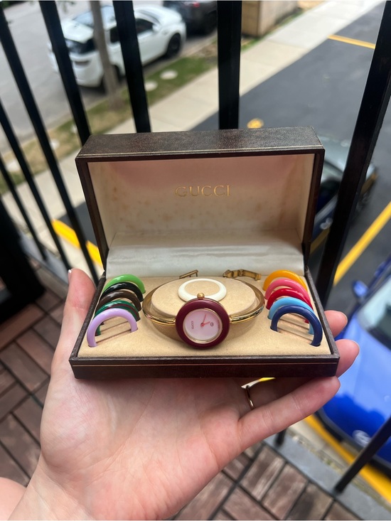 Gucci Accessories - Gucci Bezel Gold Watch with 11 Bezels